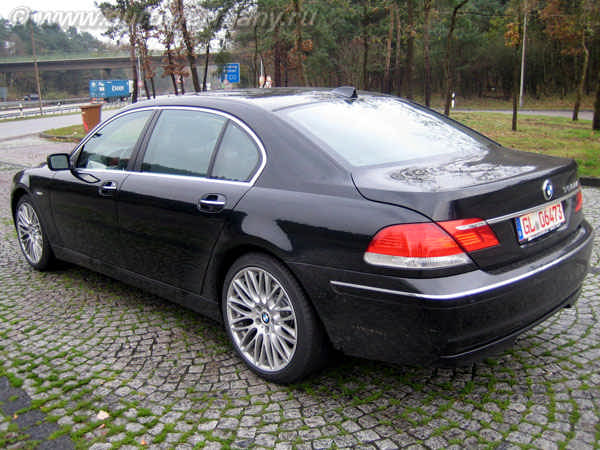BMW 750 Li (107)